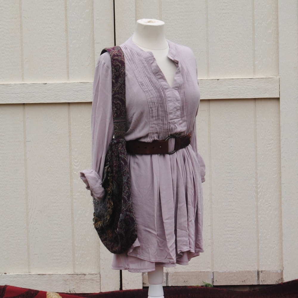 Lavender V-neck Long Sleeve Tunic